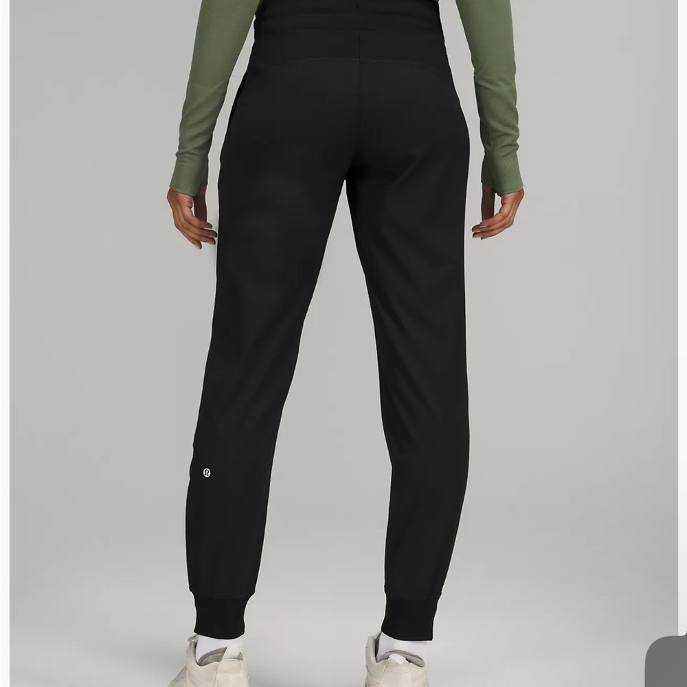 Brand New Lululemon Dance Studio MR Jogger